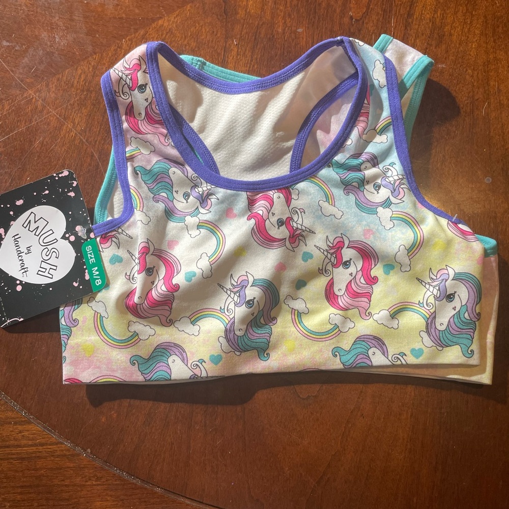 New with tags 2 piece girls sports bra set